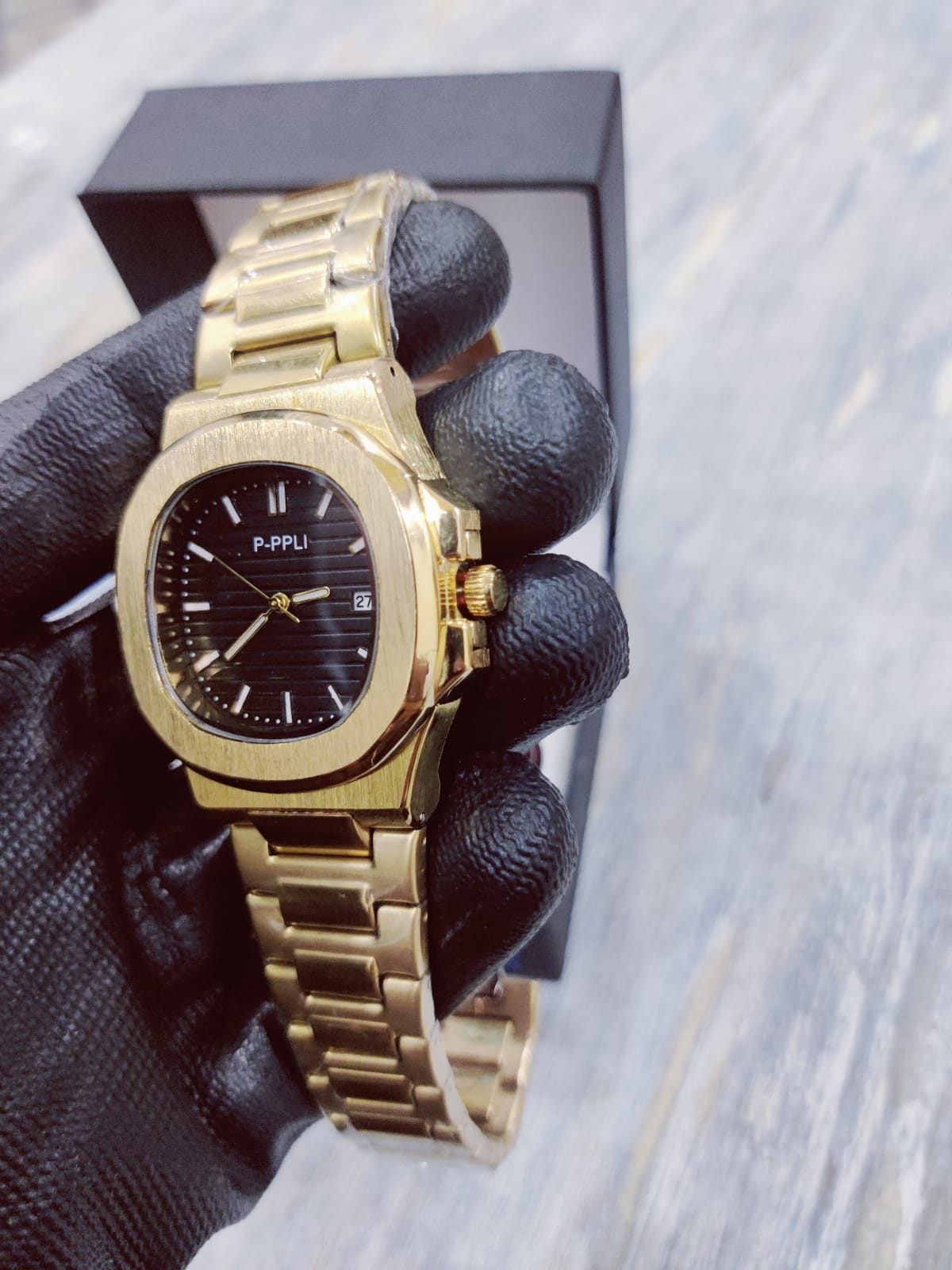 Patek Philippe Men Watch | Golden Colour With Black Dial